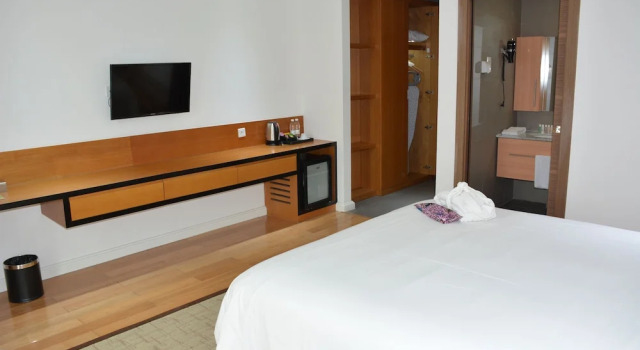 Номер Executive с балконом Pefaco Hotel Maya Maya