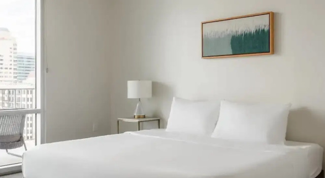 Kasa Spacious Balcony Ideal for Both Short Long Stays 2nd Street, Забронировать Апартаменты/квартира Апартаменты Остина, рядом с Концертный комплекс "Палмер", Апартаменты/квартира