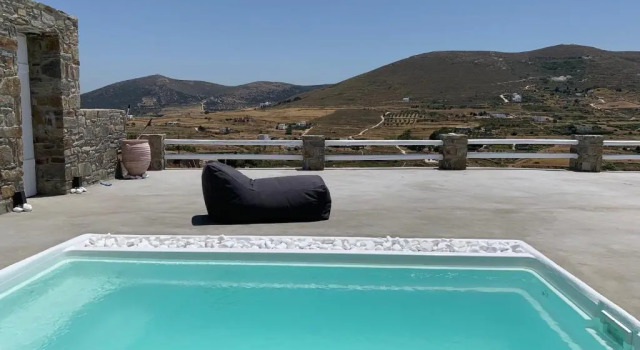 Апартаменты PARIAN WHITE LUXURY APARTMENTS