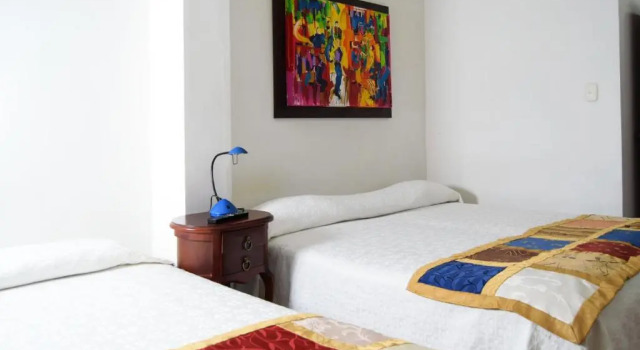 Трёхместный номер Standard Hotel Bolivar Plaza Manizales