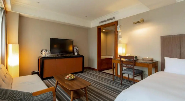 Четырёхместный номер Deluxe Hotel National