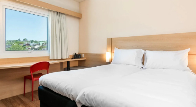 ibis Puerto Montt, Забронировать Отель Пуэрто-Монт Carretera Austral