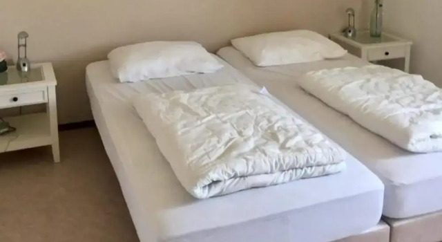 Pet-friendly Coastal Getaway, Забронировать Отель Брескенс Zeeuws-Vlaanderen