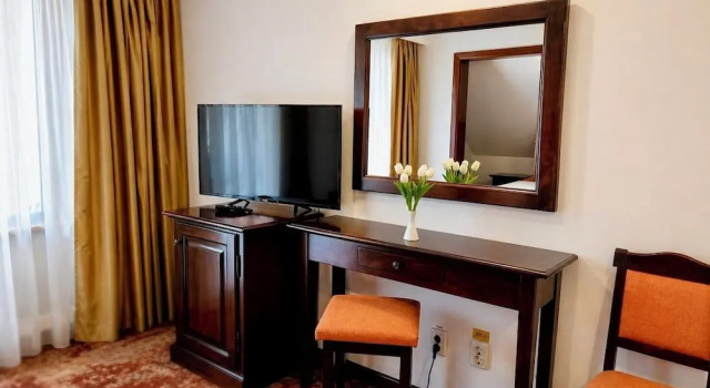 Двухместный номер Standard с балконом Hotel Piatra Mare