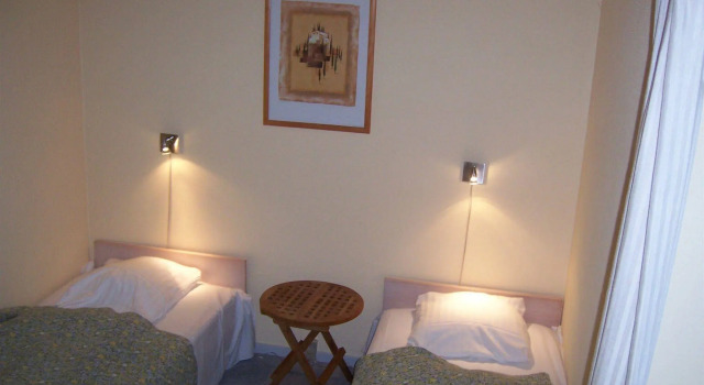 Hotel E4, Reservar Hotel Hotéis e alojamentos em Rodby, Hotel