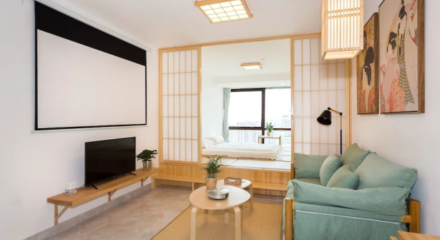 Апартаменты Old French Concession Coziness Xuhui