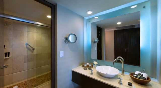 Семейный номер Deluxe с 2 комнатами с видом на бассейн Hard Rock Hotel Vallarta All Inclusive