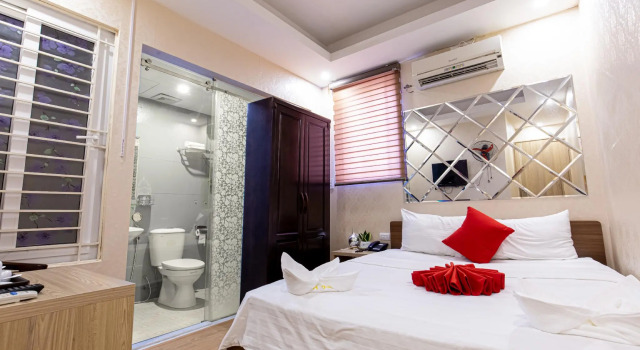 Arowana Hotel, Забронировать Отель Бадинь Ханой