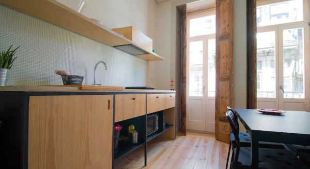 Студия Standard с балконом и с видом на город Step In Porto Apartments