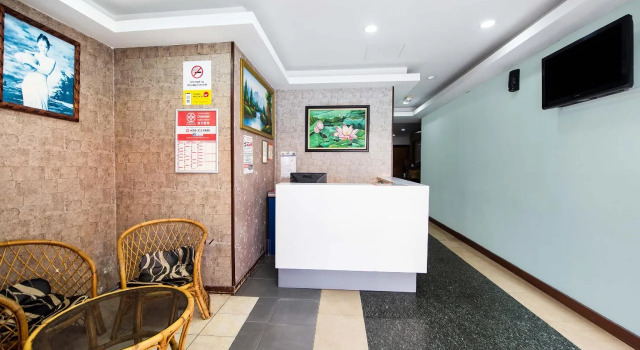 Hotel Sixty Six