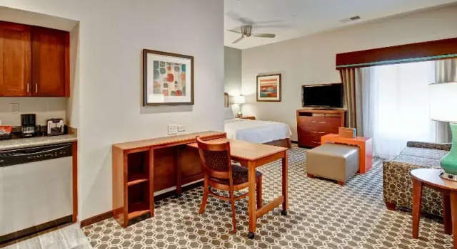 Люкс Deluxe c 1 комнатой Homewood Suites by Hilton Greeley