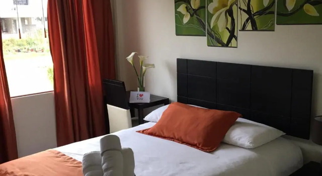 Номер Standard Hotel Las Mercedes Airport-Quito