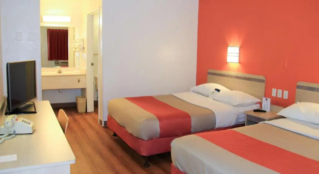 Четырёхместный номер Standard Motel 6-Enfield, CT - Hartford