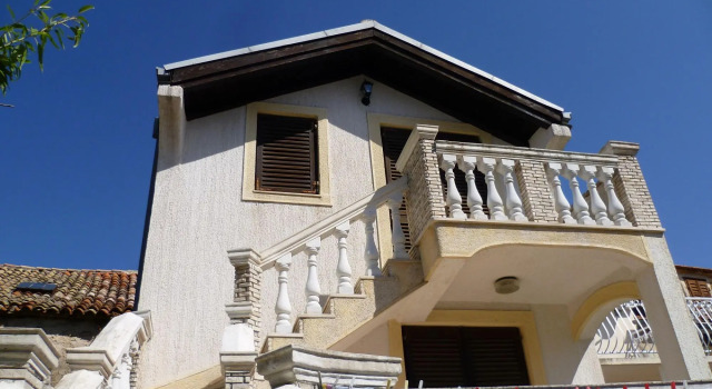 Land - 100m From the sea - A2