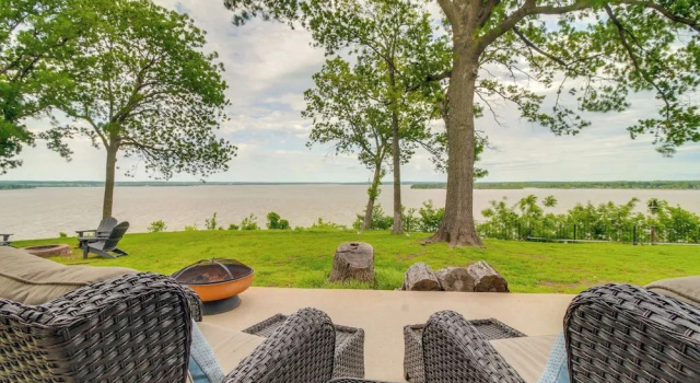 Апартаменты Water-view Patio, Near Golf! Port Duncan Retreat