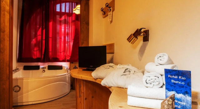 Полулюкс Hotel Rio Bianco