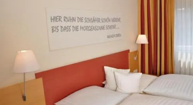 Romantik Hotel Schmiedegasthaus Gehrke, Забронировать Отель Бад-Нендорф Schaumburg Land