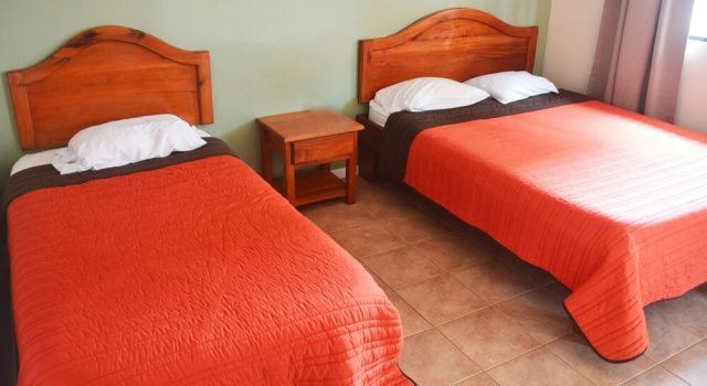Полулюкс Hotel La Villa