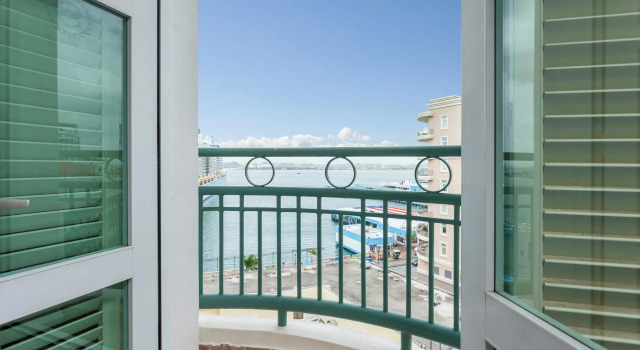 Четырёхместный номер Deluxe Hotel Rumbao, a Tribute Portfolio Hotel