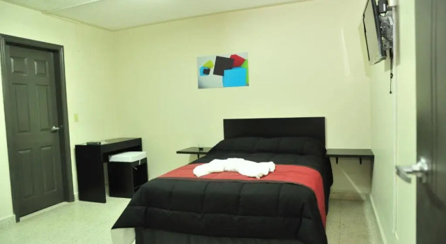 Одноместный номер Standard G y V Hotels