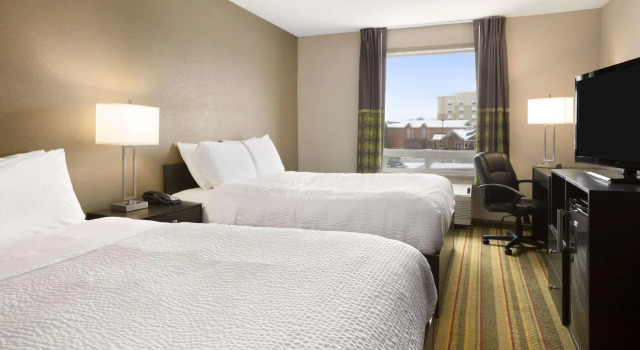 Четырёхместный номер Standard Spark By Hilton Woodstock