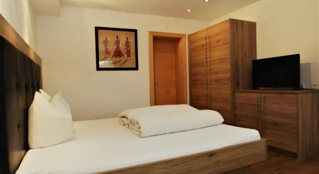 Апартаменты Berghof Apartments