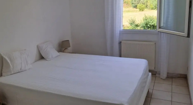Апартаменты Beautiful Holiday Apartment in Uzes With Balcony
