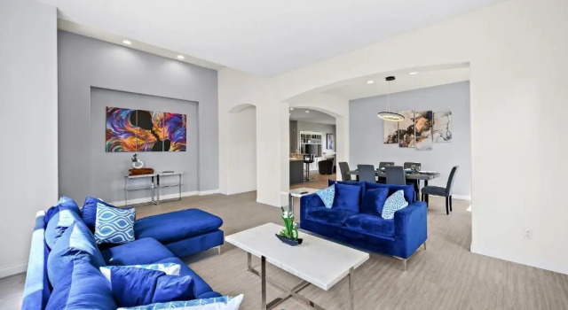 New Listing Luxurious Getaway Near Polo Fields home of Coachella, Stagecoach Sleeps 11 Pool,Parking, Golf, Spa, Coffee, Reserva ahora Hotel Coachella California