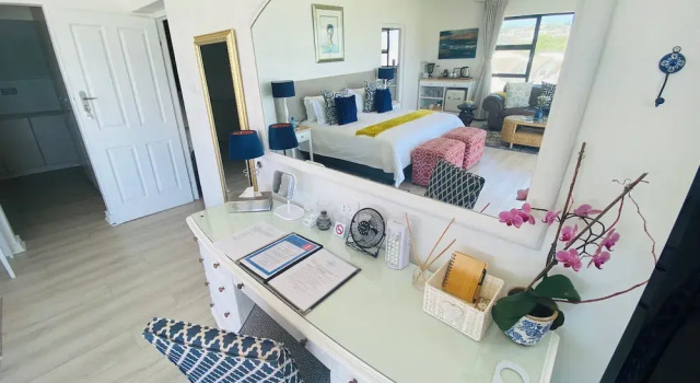 Двухместный номер Superior с балконом и с видом на море Mykonos Luxury Beachfront Accommodation