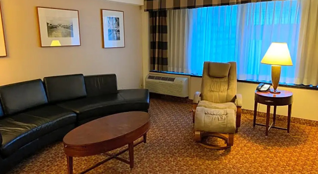 Люкс Holiday Inn Johnstown-Downtown by IHG