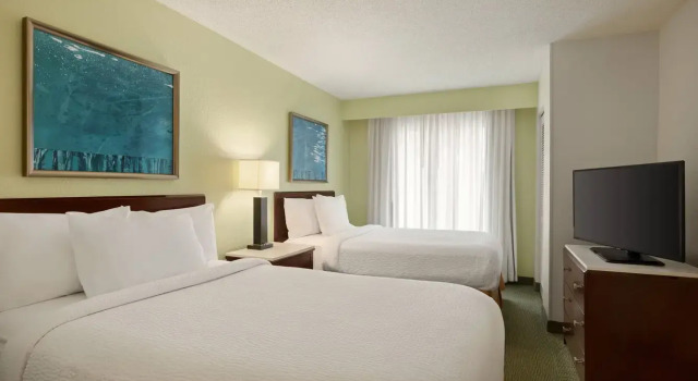 Четырёхместный люкс SpringHill Suites Boca Raton