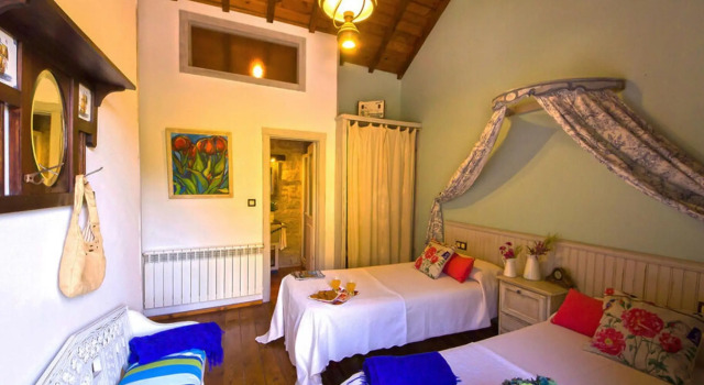 Exotic Mansion in A Lama with Private Pool near Beaches, Réserver Hôtel A Lama Galice