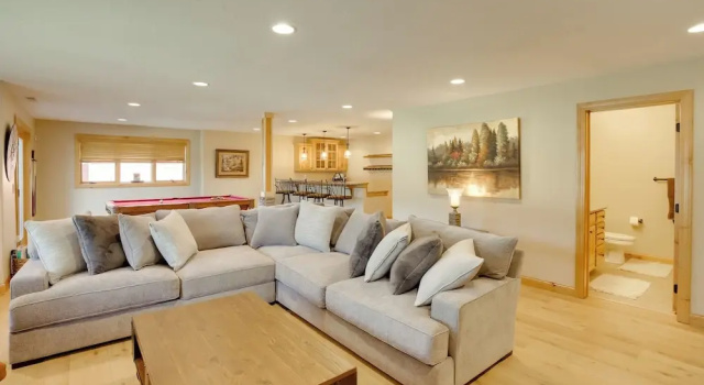 Коттедж Hot Tub + Golf Course Views: Luxe Sturgis Home!