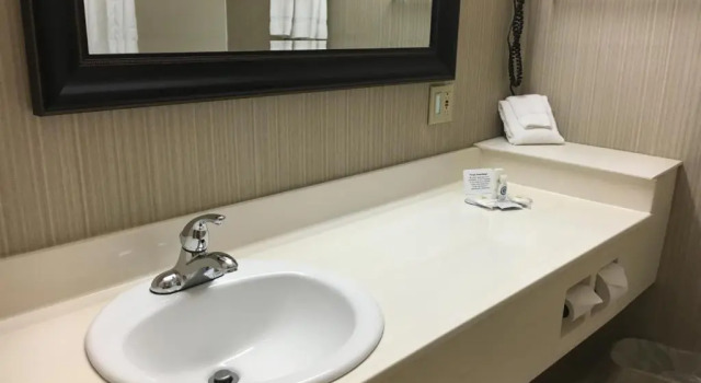Standard Vierer Zimmer Quality Inn