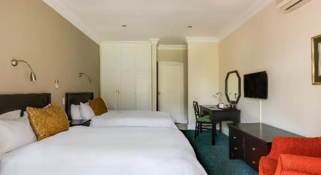 Одноместный номер Standard с балконом Protea Hotel by Marriott George King George