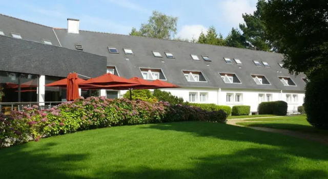 Hôtel restaurant Ty BoulOuarn, Rezerwuj Hotel Plounéour-Ménez Bretania