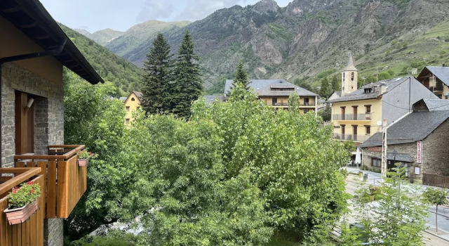 Номер Comfort Hotel Els Encantats