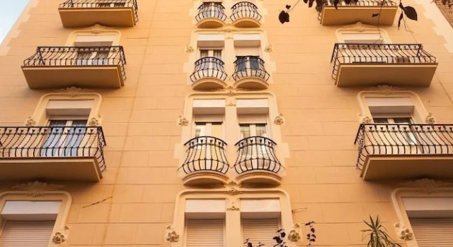Casa Codina, Забронировать Отель Отели Барселоны 3 звезды, рядом с Парк скульптур, 3*
