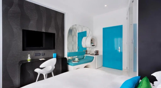 Двухместный номер Classic с балконом Poli House by AFI Hotels