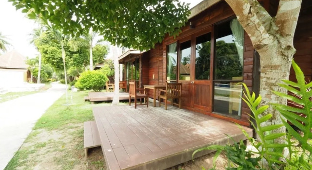 Семейная вилла с 2 комнатами с балконом Keeree Waree Seaside Villa