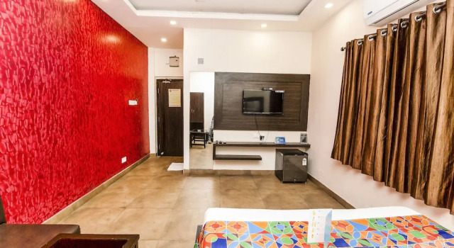 Двухместный номер Deluxe FabHotel De Sivalika - 500m from Belur Math