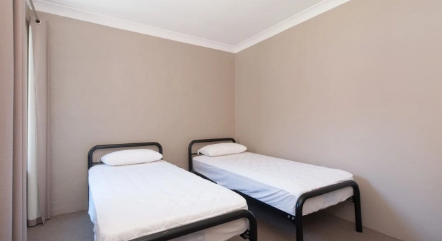 Nicholli, Bay Parklands, Unit 34/2 Gowrie Avenue