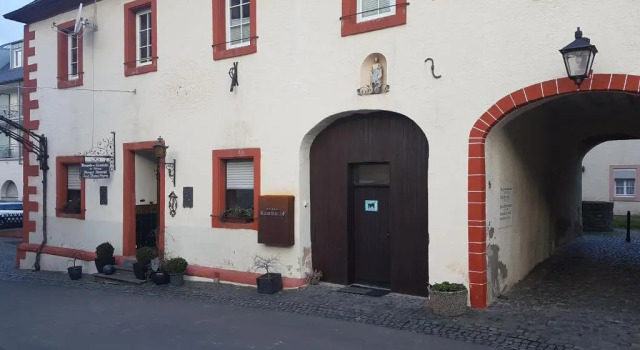 Апартаменты Weingut-Klosterhof