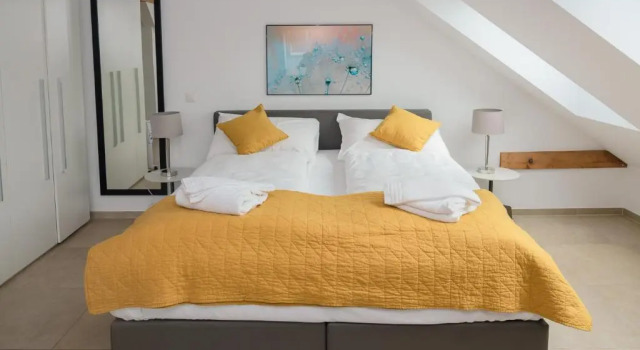 Студия Zurich Furnished Homes