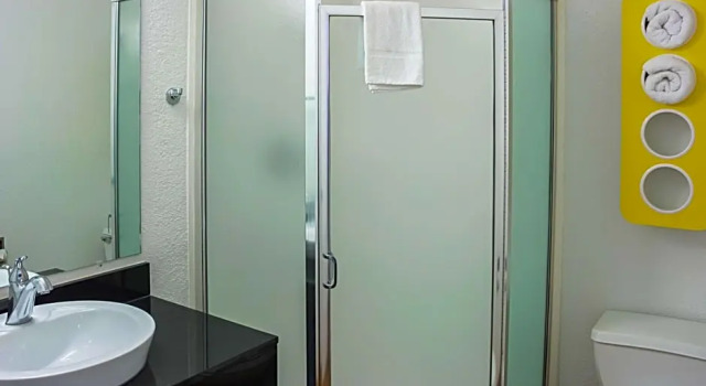 Номер Deluxe Motel 6-Porterville, CA
