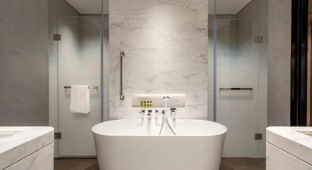 Люкс Crowne Plaza Sanya Yazhou Bay by IHG