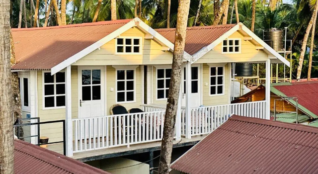 Двухместный люкс Deluxe Cocos Beach Resort