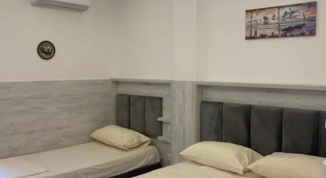 Hotel Arberia, Rezerwuj Hotel Hotele w Durres County z parkingiem, Parking