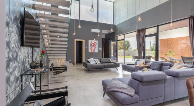 Beautiful Home in Liznjan With 4 Bedrooms, Outdoor Swimming Pool and Heated Swimming Pool