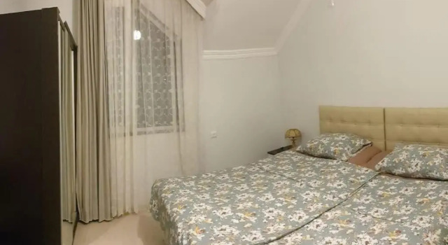 Guesthouse Rest Point, Rezerwuj Hotel Hotele w Merisi z parkingiem, Parking